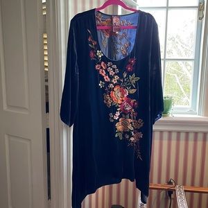 Velvet embroidered Johnny Was tunic